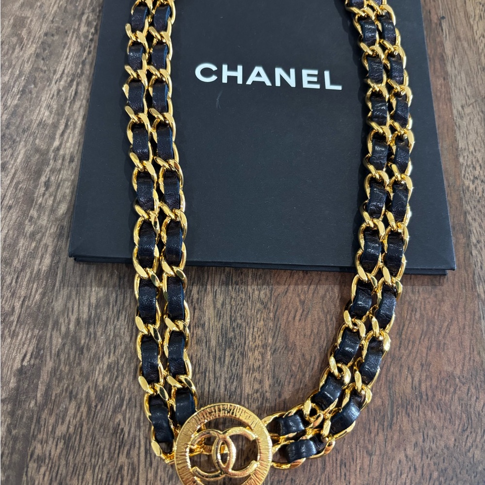 Authentic NEW CHANEL leather gold vintage belt 65cm - Picture 8 of 8